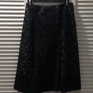 Lace skirt